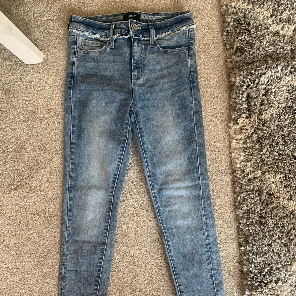 Vervet jeans size 25